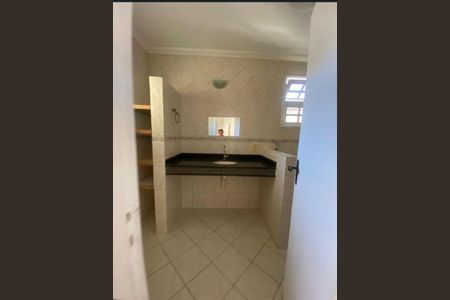 Casa para alugar com 200m², 3 quartos e 2 vagasBanheiro 2