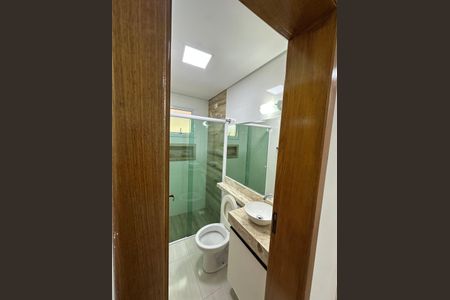 Casa de condomínio à venda com 90m², 3 quartos e 2 vagasBanheiro