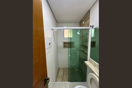 Casa de condomínio à venda com 90m², 3 quartos e 2 vagasBanheiro