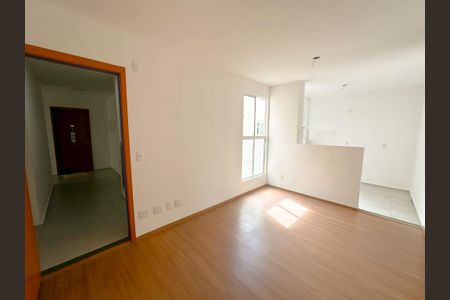 Sala de apartamento para alugar com 2 quartos, 40m² em Sertão do Maruim, São José