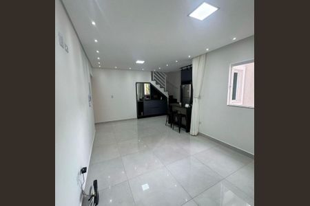 Apartamento à venda com 117m², 2 quartos e 2 vagasSala