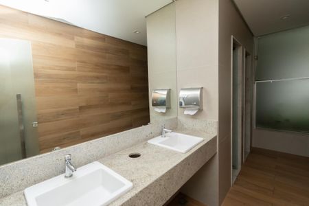 Apartamento para alugar com 73m², 3 quartos e 2 vagasBanheiros Externos