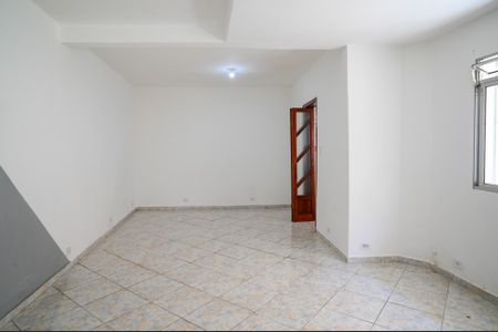 Casa para alugar com 1 quarto, 70m² em Vila Brasilio Machado, São Paulo