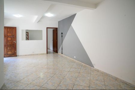 Casa para alugar com 1 quarto, 70m² em Vila Brasilio Machado, São Paulo