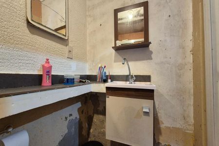 Banheiro da Suíte de casa à venda com 4 quartos, 110m² em Jardim São Vicente, Campinas