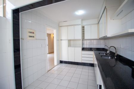 Casa de condomínio para alugar com 105m², 3 quartos e 3 vagas Casa de condomínio para alugar com 105m², 3 quartos e 3 vagasCozinha