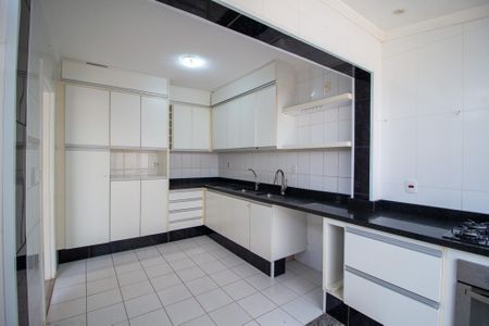 Casa de condomínio para alugar com 105m², 3 quartos e 3 vagas Casa de condomínio para alugar com 105m², 3 quartos e 3 vagasCozinha