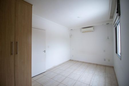 Casa de condomínio para alugar com 105m², 3 quartos e 3 vagas Casa de condomínio para alugar com 105m², 3 quartos e 3 vagasSuite