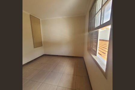 Casa para alugar com 120m², 2 quartos e 3 vagas