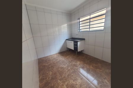 Casa para alugar com 120m², 2 quartos e 3 vagas