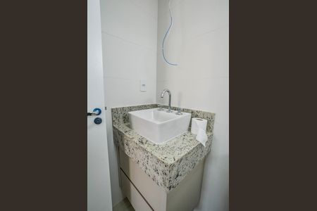 Apartamento à venda com 69m², 2 quartos e 2 vagas Apartamento à venda com 69m², 2 quartos e 2 vagasBanheiro da Suíte