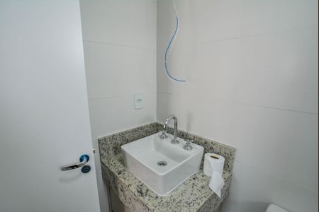 Apartamento à venda com 69m², 2 quartos e 2 vagas Apartamento à venda com 69m², 2 quartos e 2 vagasBanheiro da Suíte