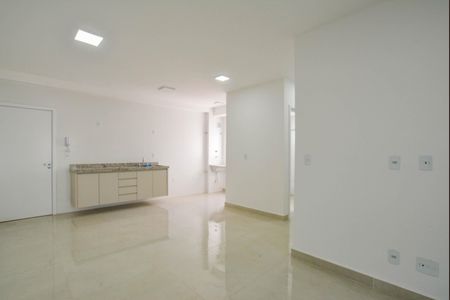 Sala de apartamento à venda com 2 quartos, 69m² em Parque das Nações, Santo André