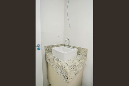 Apartamento à venda com 69m², 2 quartos e 2 vagas Apartamento à venda com 69m², 2 quartos e 2 vagasBanheiro Social