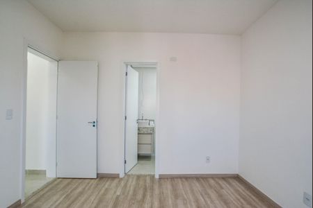 Apartamento à venda com 69m², 2 quartos e 2 vagas Apartamento à venda com 69m², 2 quartos e 2 vagasQuarto Suíte