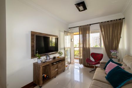 Sala de apartamento à venda com 3 quartos, 82m² em Vila Itapura, Campinas