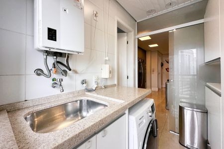 Apartamento à venda com 116m², 3 quartos e 2 vagas Apartamento à venda com 116m², 3 quartos e 2 vagasÁrea de Serviço