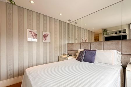 Apartamento à venda com 116m², 3 quartos e 2 vagas Apartamento à venda com 116m², 3 quartos e 2 vagasSuíte