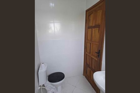 Banheiro de casa para alugar com 2 quartos, 584m² em Guaratiba, Rio de Janeiro