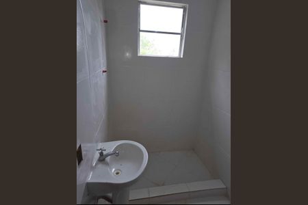 Banheiro de casa para alugar com 2 quartos, 584m² em Guaratiba, Rio de Janeiro