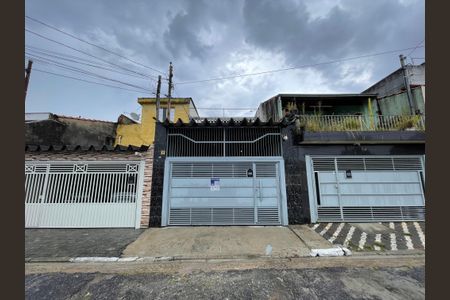 Casa para alugar com 145m², 3 quartos e 2 vagasFachada+Placa 
