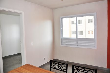 Detalhe - Sala e Sala de Jantar de apartamento para alugar com 2 quartos, 38m² em Jardim Bandeirantes, São Paulo