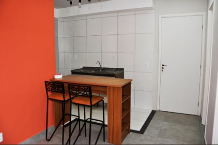 Apartamento para alugar com 38m², 2 quartos e 1 vaga Apartamento para alugar com 38m², 2 quartos e 1 vagaDetalhe - Sala e Sala de Jantar