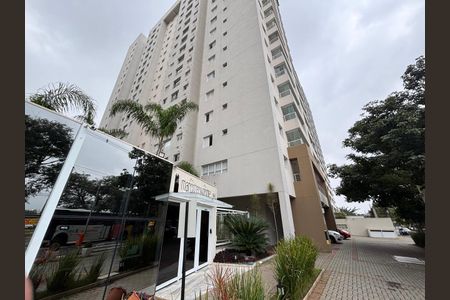 Apartamento para alugar com 65m², 2 quartos e 1 vagaFachada e Portaria 