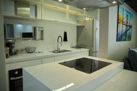 Apartamento para alugar com 65m², 2 quartos e 1 vagaCozinha 