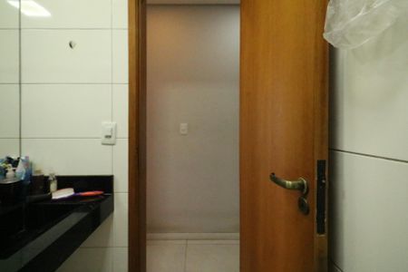 Apartamento à venda com 150m², 3 quartos e 3 vagas Apartamento à venda com 150m², 3 quartos e 3 vagasBanheiro