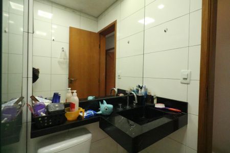 Apartamento à venda com 150m², 3 quartos e 3 vagas Apartamento à venda com 150m², 3 quartos e 3 vagasBanheiro