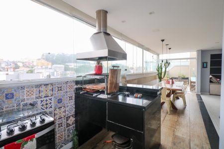 Apartamento à venda com 150m², 3 quartos e 3 vagas Apartamento à venda com 150m², 3 quartos e 3 vagasCobertura/Área Gourmet