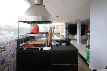 Apartamento à venda com 150m², 3 quartos e 3 vagas Apartamento à venda com 150m², 3 quartos e 3 vagasCobertura/Área Gourmet