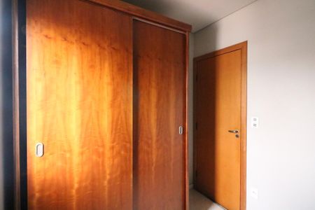 Apartamento à venda com 150m², 3 quartos e 3 vagas Apartamento à venda com 150m², 3 quartos e 3 vagasQuarto 1