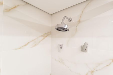 Banheiro de kitnet/studio para alugar com 1 quarto, 33m² em Planalto Paulista, São Paulo