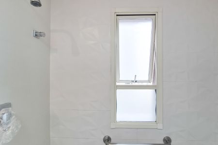 Apartamento à venda com 123m², 3 quartos e 3 vagas Apartamento à venda com 123m², 3 quartos e 3 vagasBanheiro da Suíte 2