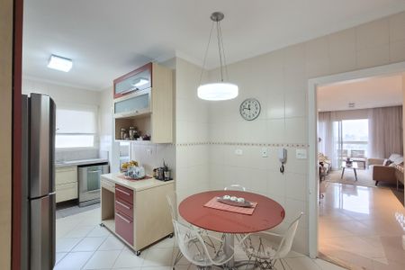 Apartamento à venda com 123m², 3 quartos e 3 vagas Apartamento à venda com 123m², 3 quartos e 3 vagasCozinha - Armários