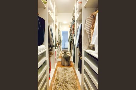 Apartamento à venda com 123m², 3 quartos e 3 vagas Apartamento à venda com 123m², 3 quartos e 3 vagas Suíte 2 - closet