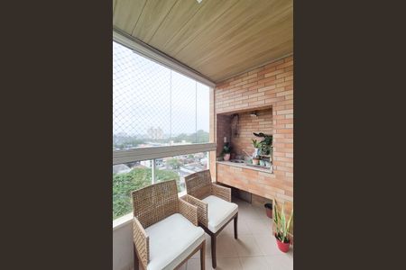 Apartamento à venda com 123m², 3 quartos e 3 vagas Apartamento à venda com 123m², 3 quartos e 3 vagasVaranda da Sala