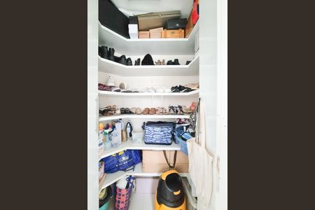 Apartamento à venda com 123m², 3 quartos e 3 vagas Apartamento à venda com 123m², 3 quartos e 3 vagasÁrea de Serviço