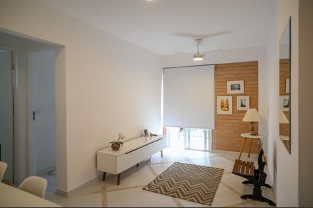 Sala de apartamento para alugar com 1 quarto, 48m² em Aclimação, São Paulo