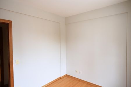 Apartamento à venda com 140m², 4 quartos e 3 vagas Apartamento à venda com 140m², 4 quartos e 3 vagasQuarto 1