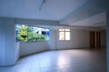 Apartamento à venda com 140m², 4 quartos e 3 vagas Apartamento à venda com 140m², 4 quartos e 3 vagasÁrea comum - Salão de festas