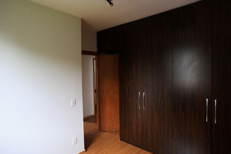 Apartamento à venda com 140m², 4 quartos e 3 vagas Apartamento à venda com 140m², 4 quartos e 3 vagasQuarto