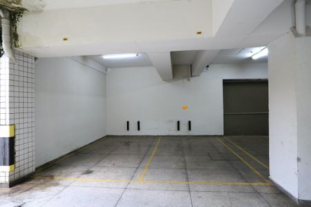 Apartamento à venda com 140m², 4 quartos e 3 vagas Apartamento à venda com 140m², 4 quartos e 3 vagasGaragem