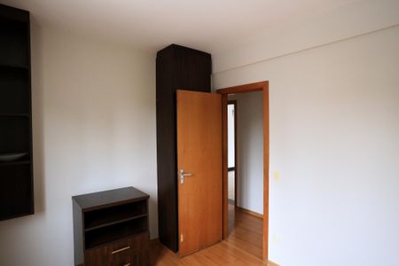 Apartamento à venda com 140m², 4 quartos e 3 vagas Apartamento à venda com 140m², 4 quartos e 3 vagasQuarto 1