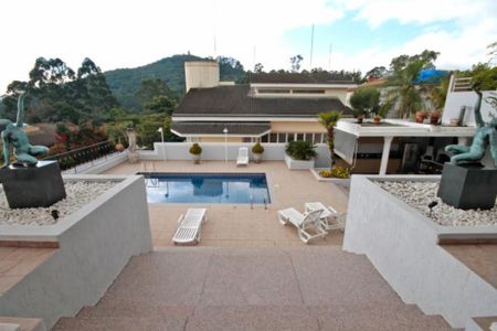 Casa de condomínio à venda com 980m², 6 quartos e 8 vagasFoto 05