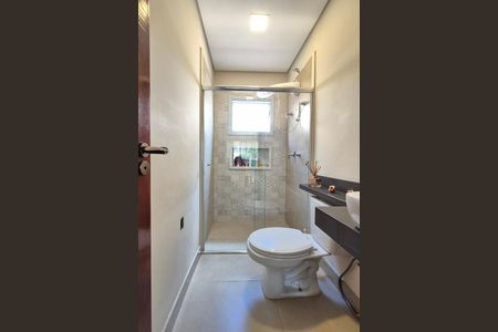 Casa à venda com 120m², 2 quartos e 2 vagas Casa à venda com 120m², 2 quartos e 2 vagasBanheiro