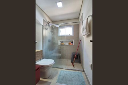 Casa à venda com 120m², 2 quartos e 2 vagas Casa à venda com 120m², 2 quartos e 2 vagasBanheiro da Suíte