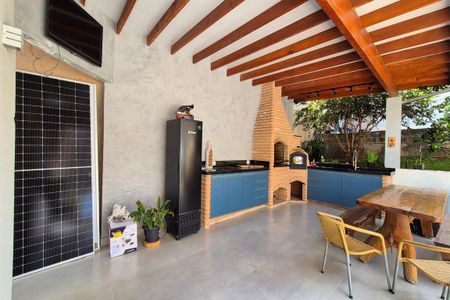 Casa à venda com 120m², 2 quartos e 2 vagas Casa à venda com 120m², 2 quartos e 2 vagasÁrea comum - Churrasqueira